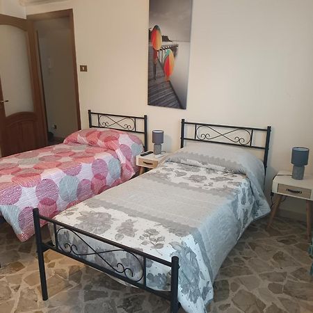 New Dawn Apartment, Appartamento Turistico, Casa Per Vacanza, Tre Camere Indipendenti Catania Exterior photo