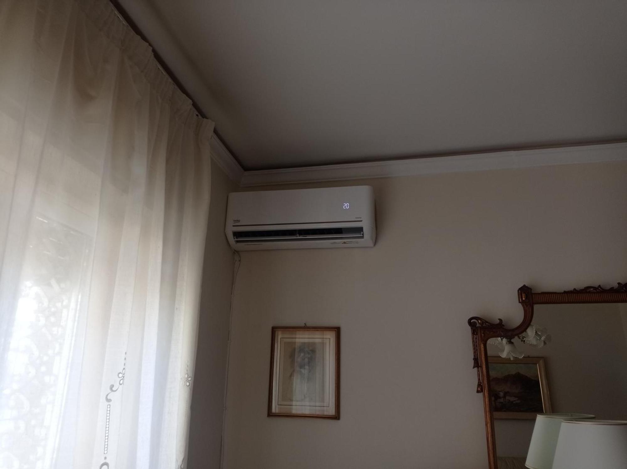 New Dawn Apartment, Appartamento Turistico, Casa Per Vacanza, Tre Camere Indipendenti Catania Exterior photo