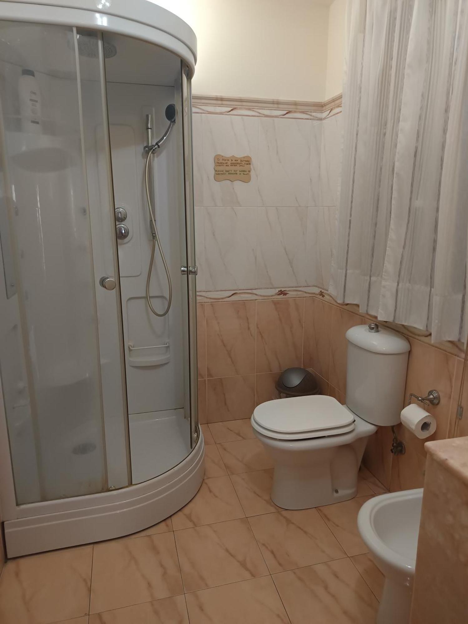 New Dawn Apartment, Appartamento Turistico, Casa Per Vacanza, Tre Camere Indipendenti Catania Exterior photo